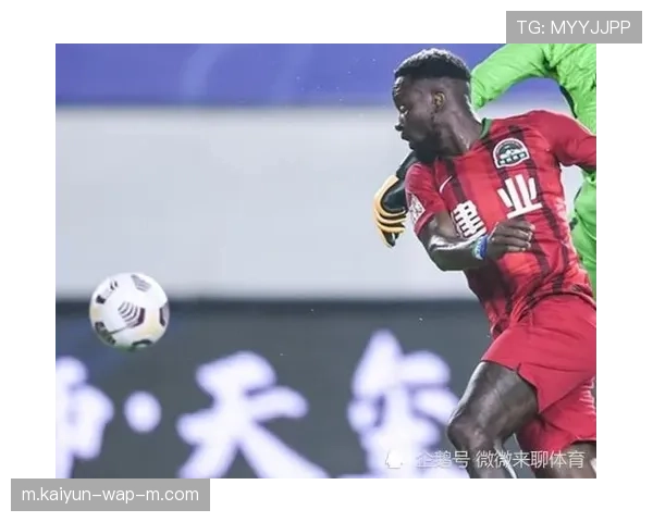 青岛西海岸防守硬度足够 但进攻端缺乏有效终结手段